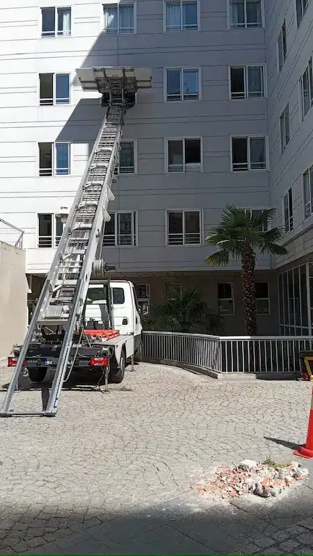 mudanzas altura grua